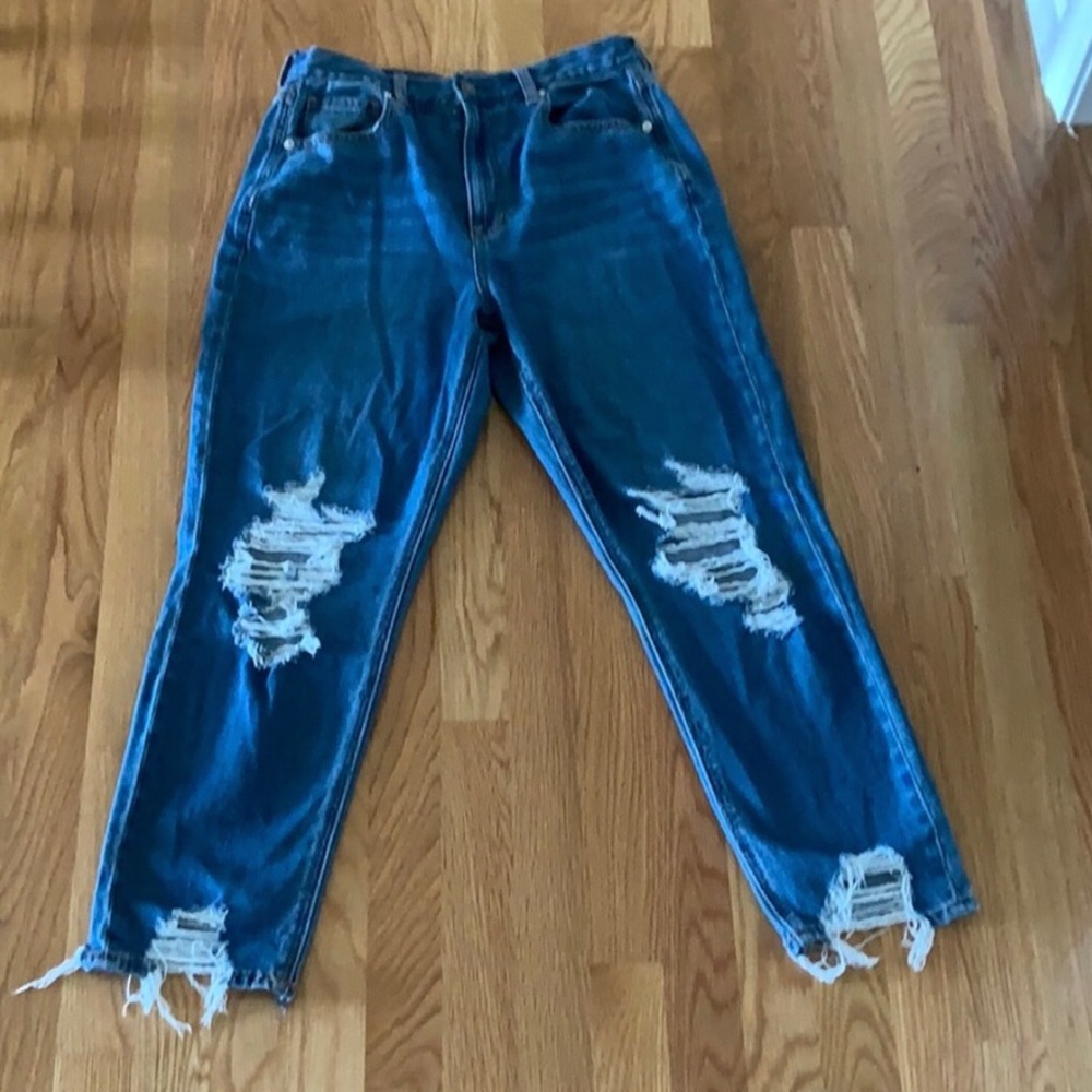 American Eagle Boyfriend jeans
